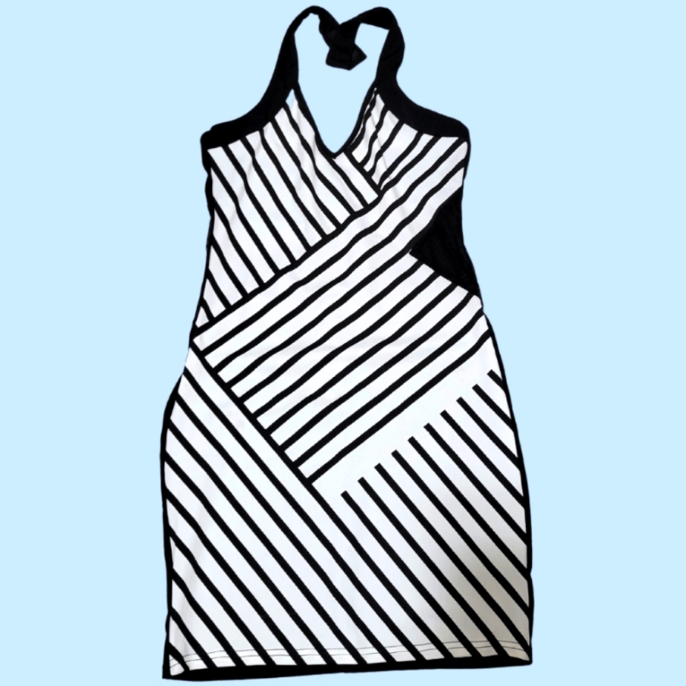 NWOT SEXY Mini Dress. Very flattering